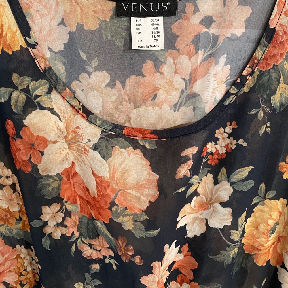 Cute high low floral dress - Picture 2 of 2